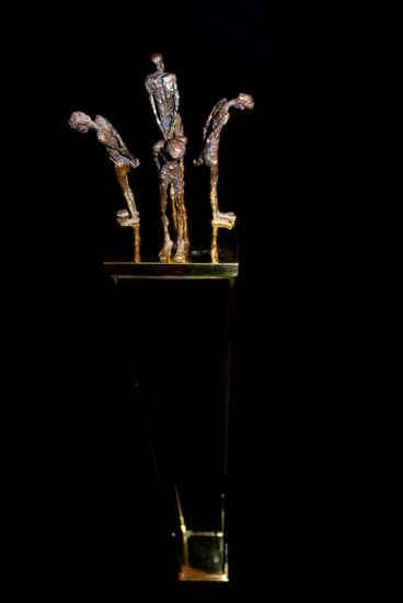 indiferencia Bronce Figurativa