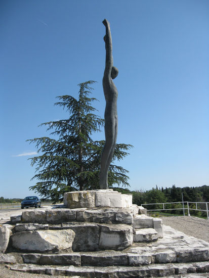 Monument dedicado a Jean Moulin 