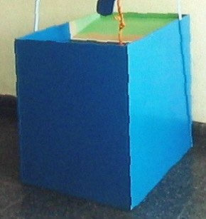 'Caixa em madeira Terra-Mar', 2000