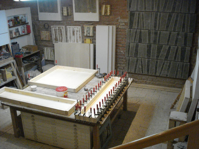 trabajando en el taller
