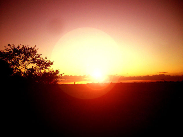 ATARDECER EN BAYAGUANA