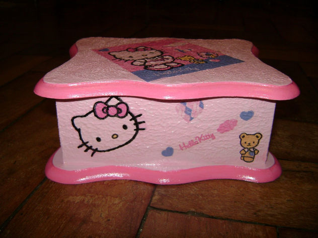 Caixa Hello Kitty (parte 3)