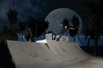 Moonskate