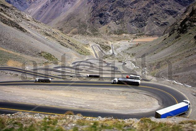 Paso Los Libertadores en los Andes Viajes Color (Digital)