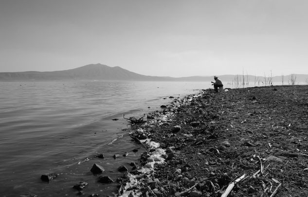 El pescador Viajes Blanco y Negro (Digital)