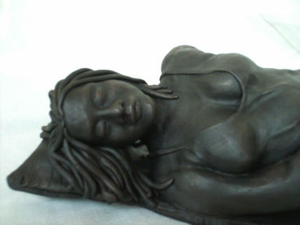 Mujer recostada