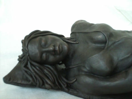 Mujer recostada