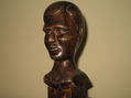 NUM. 9.448 - ESCULTURA BUSTO DE HOMBRE EN MADERA PINO