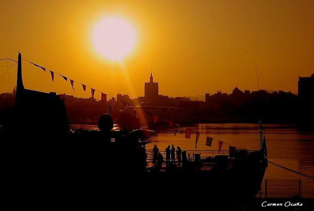 Atardecer en el Puerto de Málaga. Otras temáticas Color (Digital)