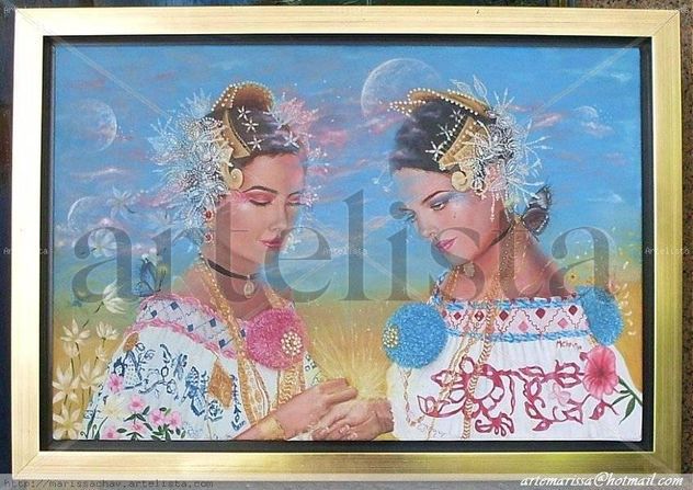 "Joyas entre manos"