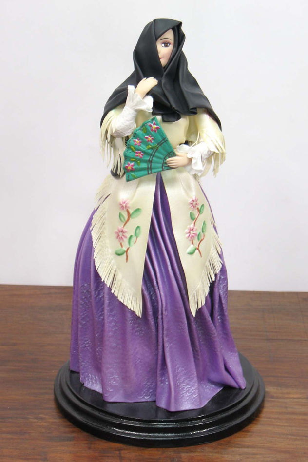 MUÑECAS DE CERAMICA CON TRAJES TIPICOS PERUANOS