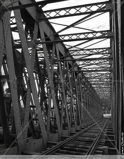 Puente de Hierro Arquitectura e interiorismo Color (Digital)