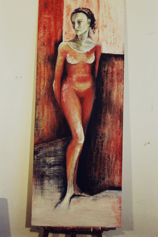 "DESNUDO DE FRENTE"