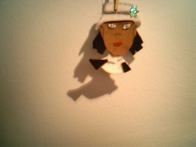 muñeca con sombrero custo bcn