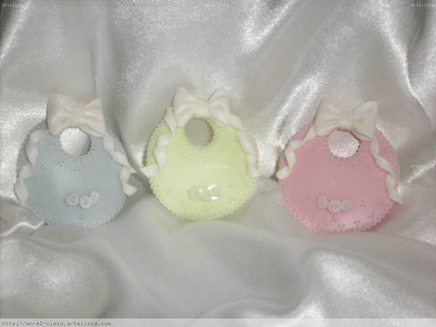 Baberos para nacimiento o baby shower 