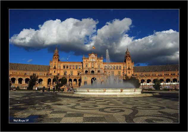 La Nube y la Plaza de España... Viajes Color (Digital)