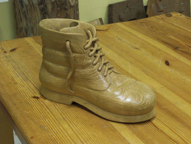 BOTA Carving Figurative