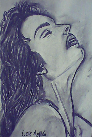 mujer Charcoal