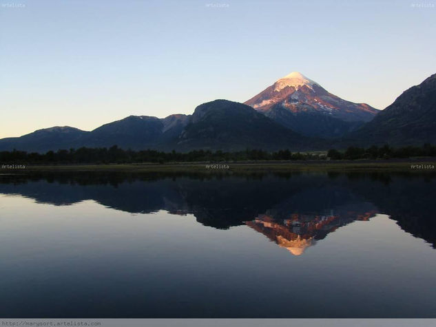 Lanin...Lanin Nature Color (Digital)