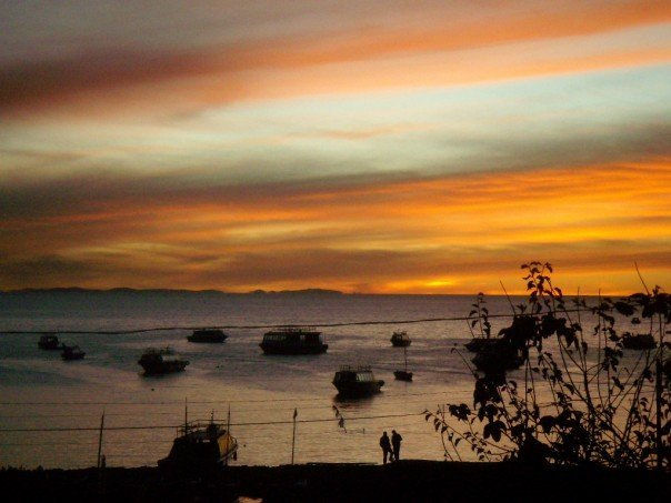 atardecer desgarrado del titicaca 