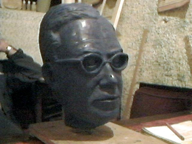 EL PERSONAJE Bronce Figurativa