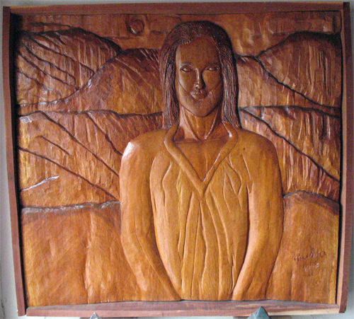 Felicidad Wood Figurative