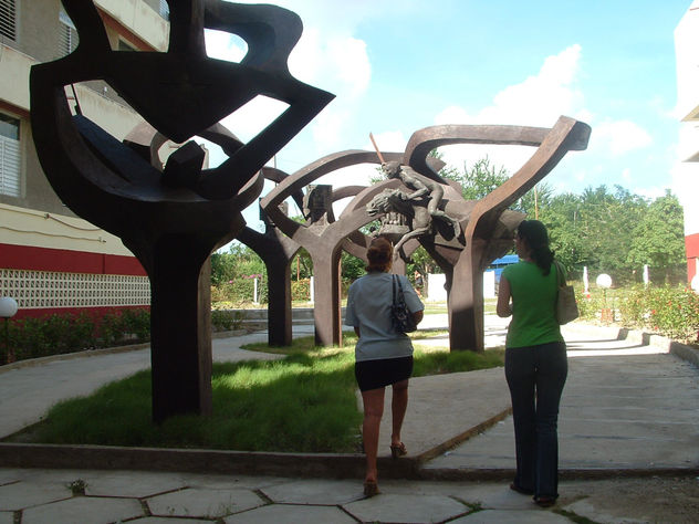 Proyecto Plaza Universidad de Holguin