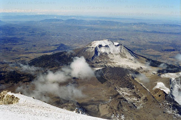 Nevado en  Volcán Sierra Negra. 