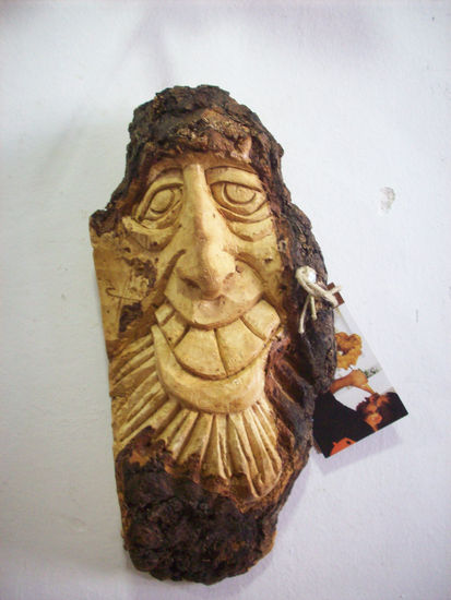 Profiden. Wood Figurative