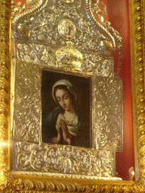 Virgen de las lagrimas