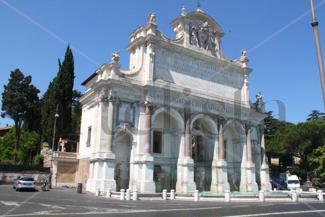 fonte aqua paola