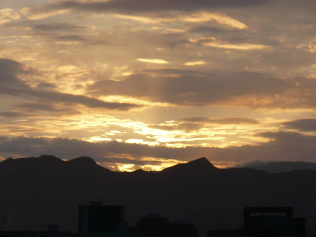 Atardecer en la ciudad 