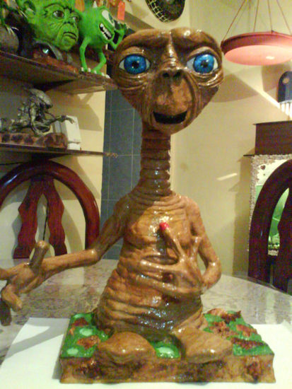 E.T. El extraterrestre. Cerámica Figurativa