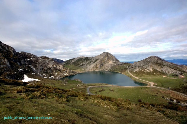 LAGO ENOL 