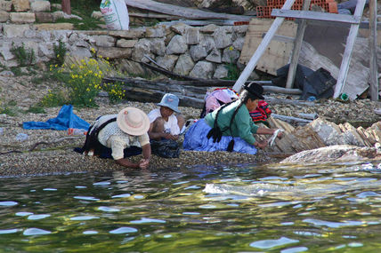 Limpiando pescado...