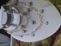 Collar perla chata