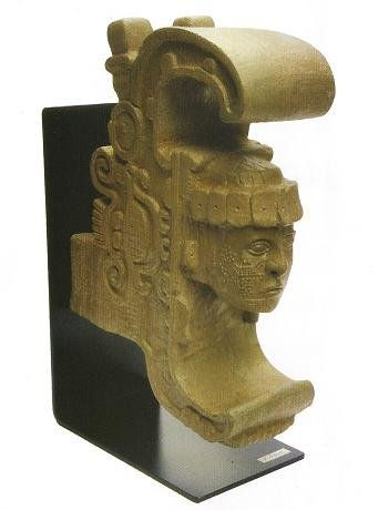 Reyna de Uxmal Bronze Figurative