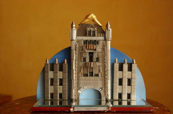 Fachada Tower Bridge, londres