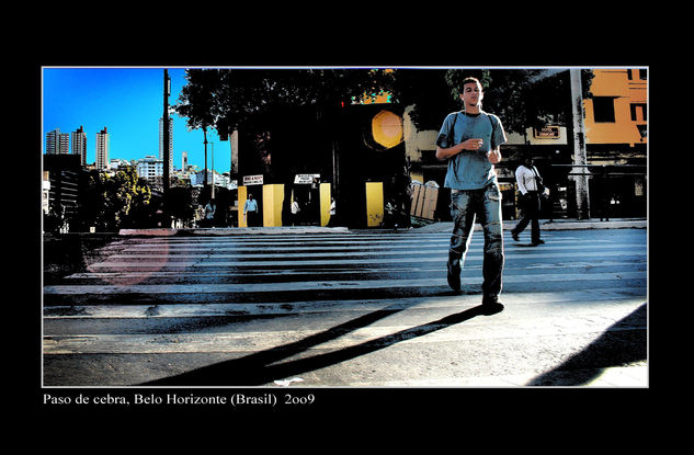 "Paso de cebra" en Santos Dumont  (Belo Horizonte) Travel Color (Digital)