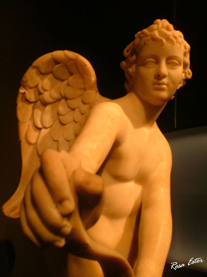 Eros tensando el arco