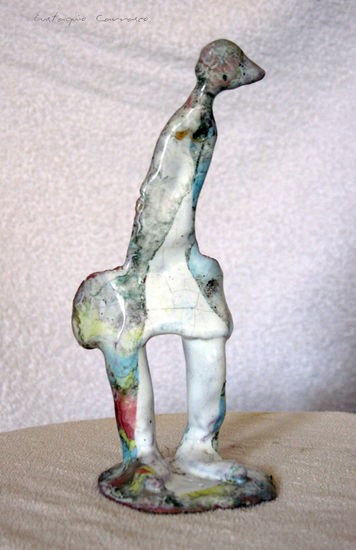 Personaje de Timoklet Pottery Figurative