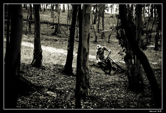 pure bike sensations_99 Deportiva Blanco y Negro (Digital)