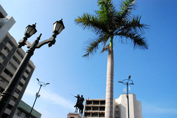 PLAZA DE BOLIVAR