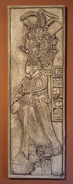 Sacerdote Maya