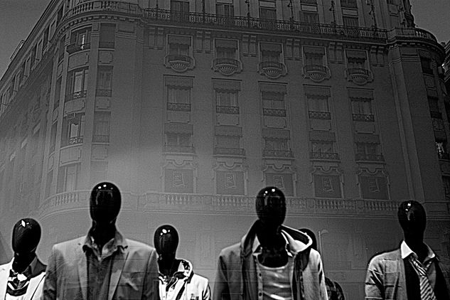 maniquíes Fotoperiodismo y documental Blanco y Negro (Digital)