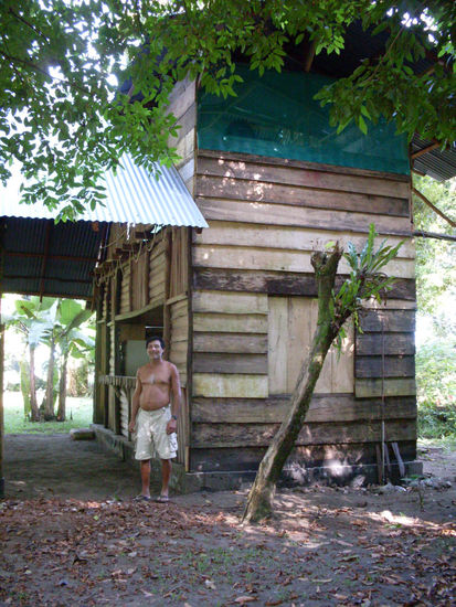 FREDY FERNANDEZ, CHINO EN EL RANCHO DEL EL CERRO DE TORTUGUERO 