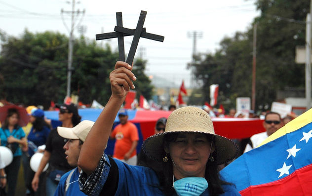 ESPERANDO LA PAZ