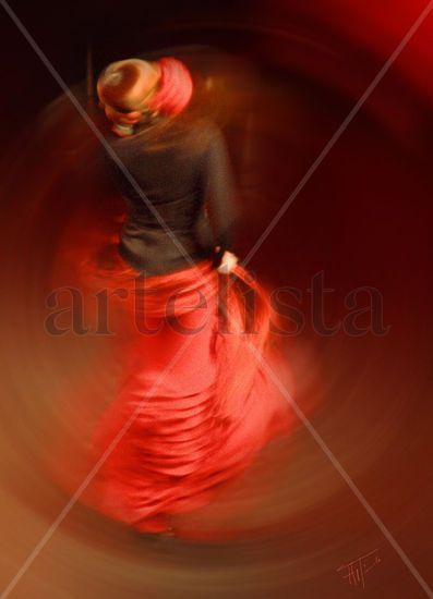 Flamenco in red 