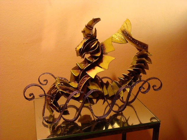 capricornio Metal Figurativa