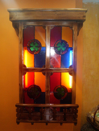 BALCON CON VITRAL 